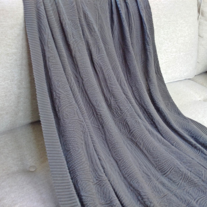 Morocco Dark Grey Throw