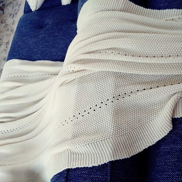 Vine Cream Throw