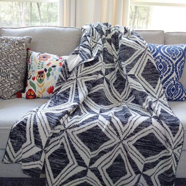 Diamond Valley Black and Ecru Throw